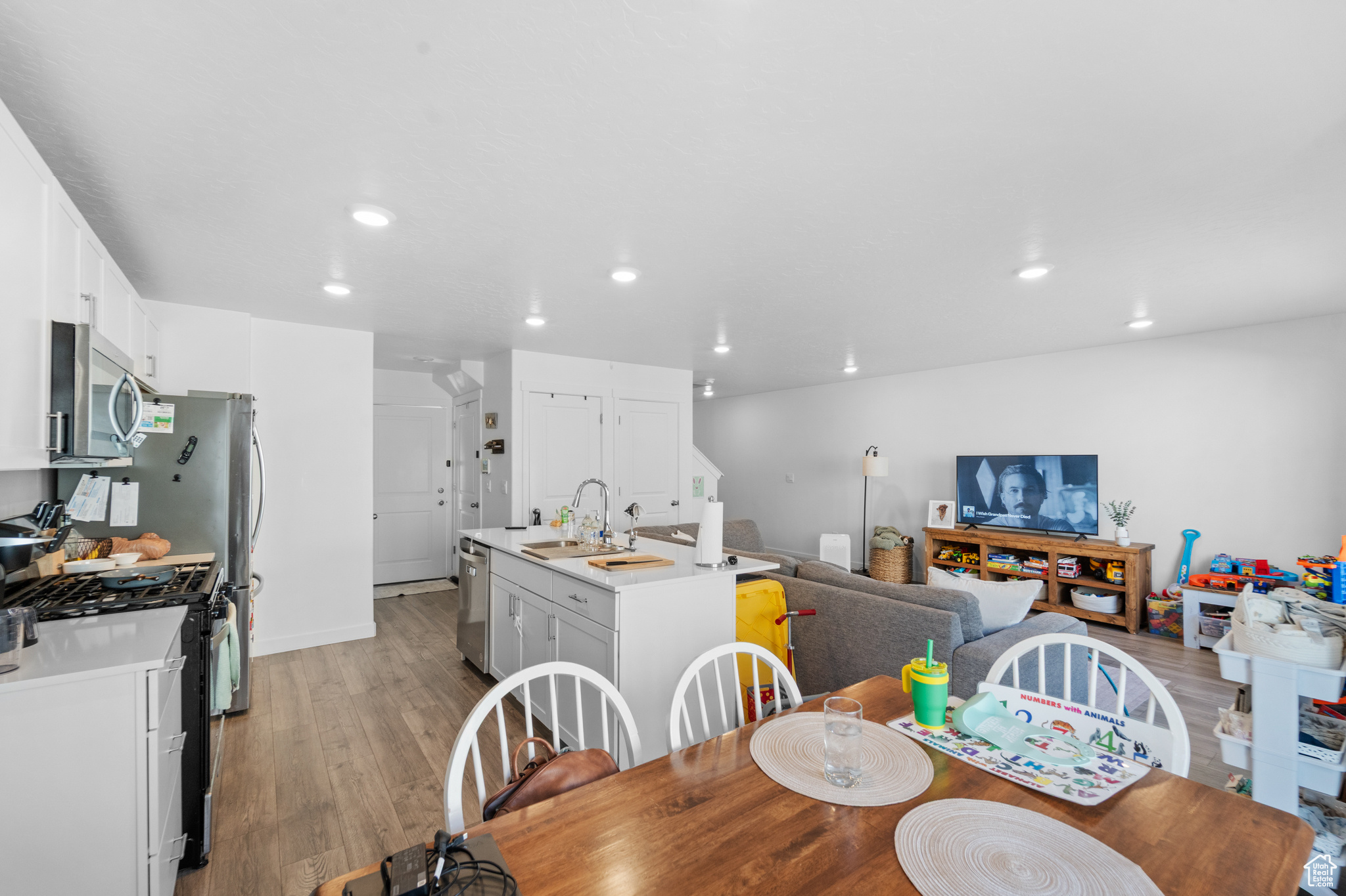 533 N Helmsman Ln, Saratoga Springs, Utah image 12