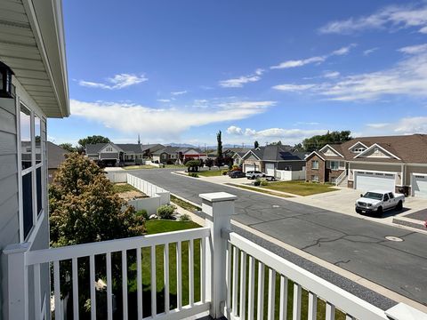 Tiny photo for 4565 W 3350 S, West Haven, UT 84401 (MLS # 2159147)