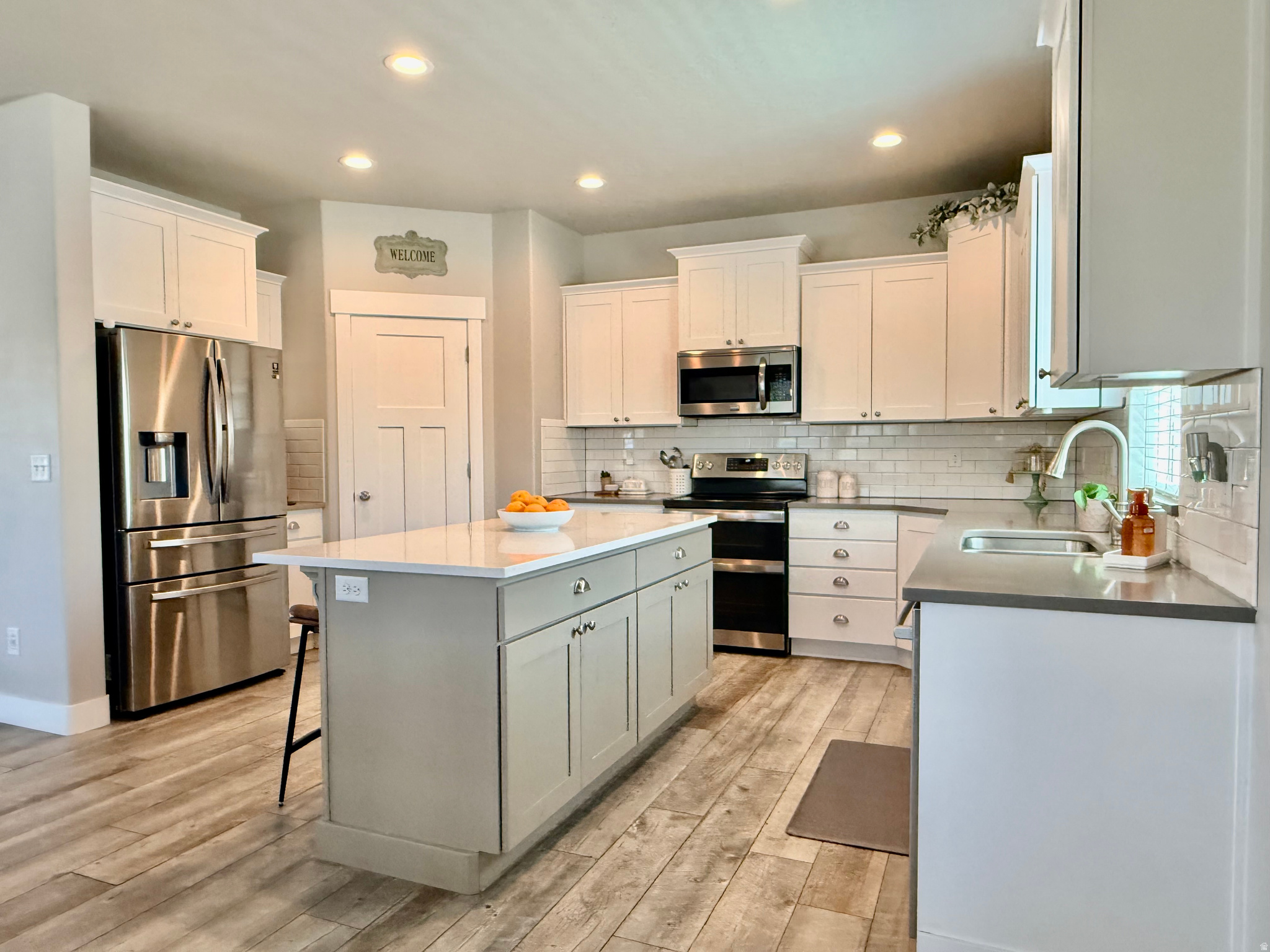 EAGLEGATE ESTATES - Residential