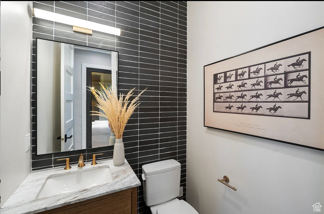 SUMMIT CREEK - Residential