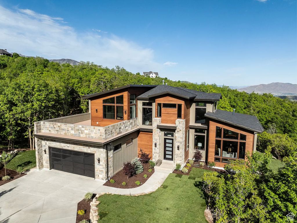Photo for 1040 S SUMMIT CREEK DR, Woodland Hills, UT 84653 (MLS # 2089831)