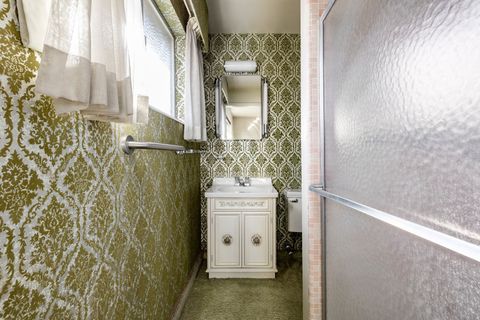 Tiny photo for 457 E 10TH AVE, Salt Lake City, UT 84103 (MLS # 2135281)