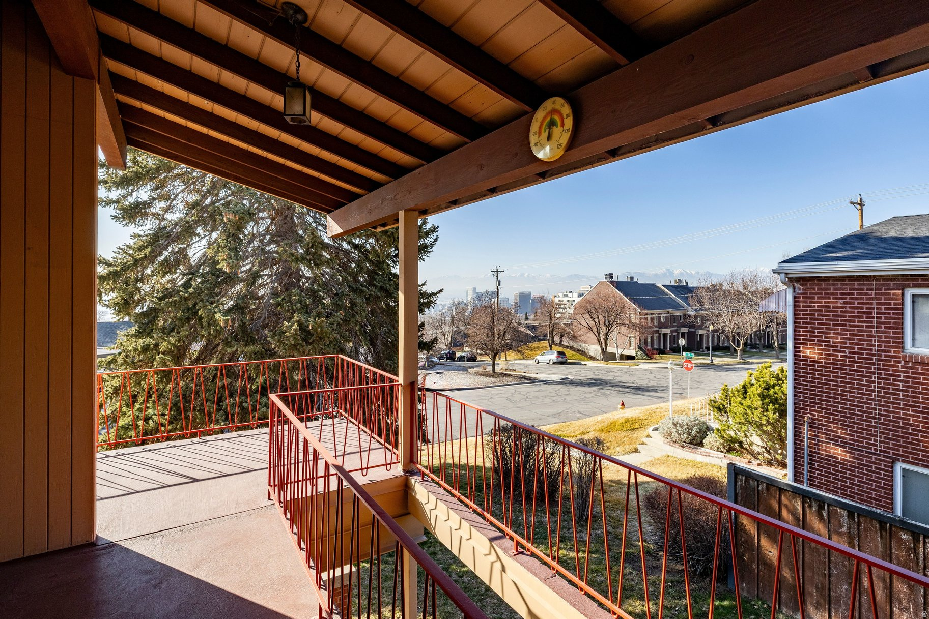 AVENUES - Residential