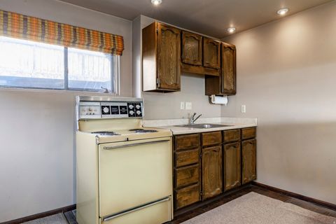 Tiny photo for 457 E 10TH AVE, Salt Lake City, UT 84103 (MLS # 2135281)