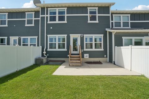 Tiny photo for 4453 E HURSTBOURNE DR, Eagle Mountain, UT 84005 (MLS # 2127265)