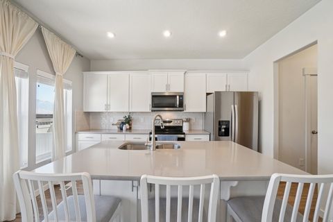 Tiny photo for 4453 E HURSTBOURNE DR, Eagle Mountain, UT 84005 (MLS # 2127265)