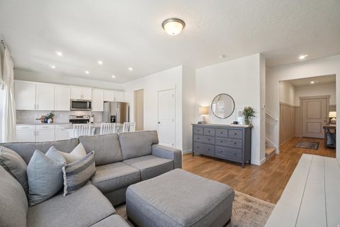 Tiny photo for 4453 E HURSTBOURNE DR, Eagle Mountain, UT 84005 (MLS # 2127265)