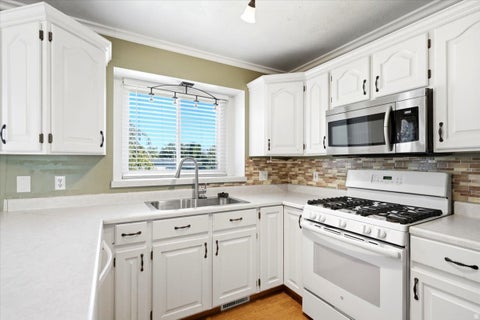 Tiny photo for 3064 W 4425 S, Roy, UT 84067 (MLS # 2184111)