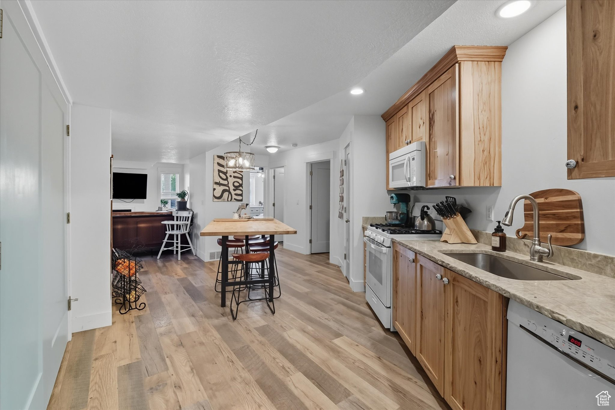 HYDE PARK SOUTH - Residential
