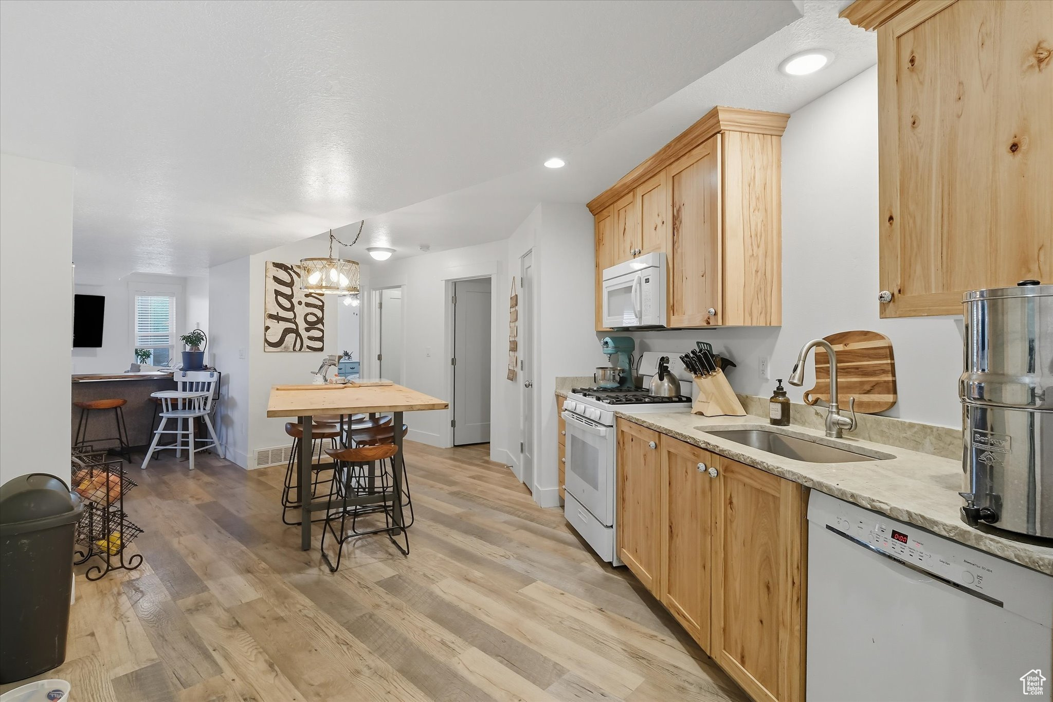 HYDE PARK SOUTH - Residential