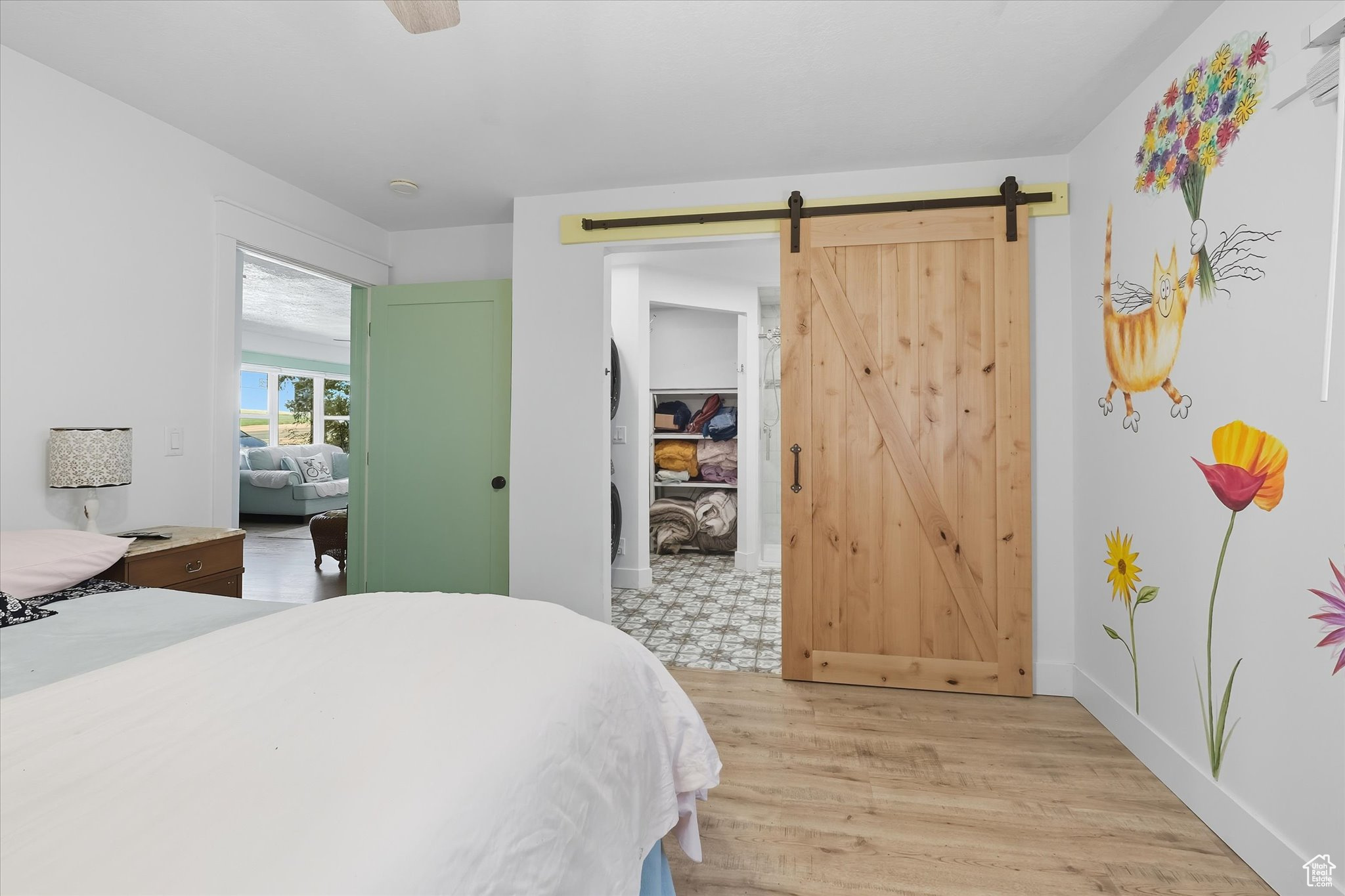 HYDE PARK SOUTH - Residential