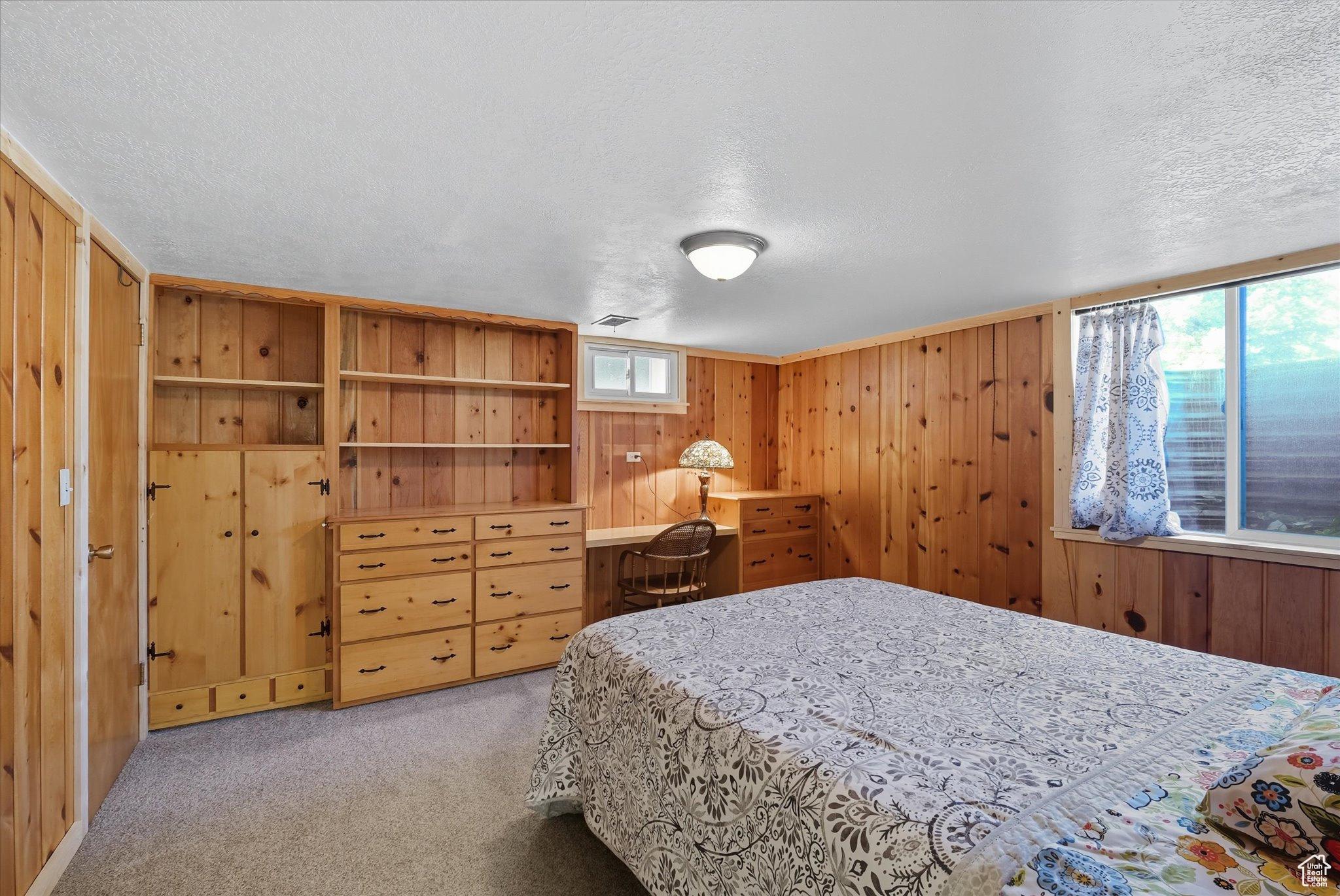 HYDE PARK SOUTH - Residential