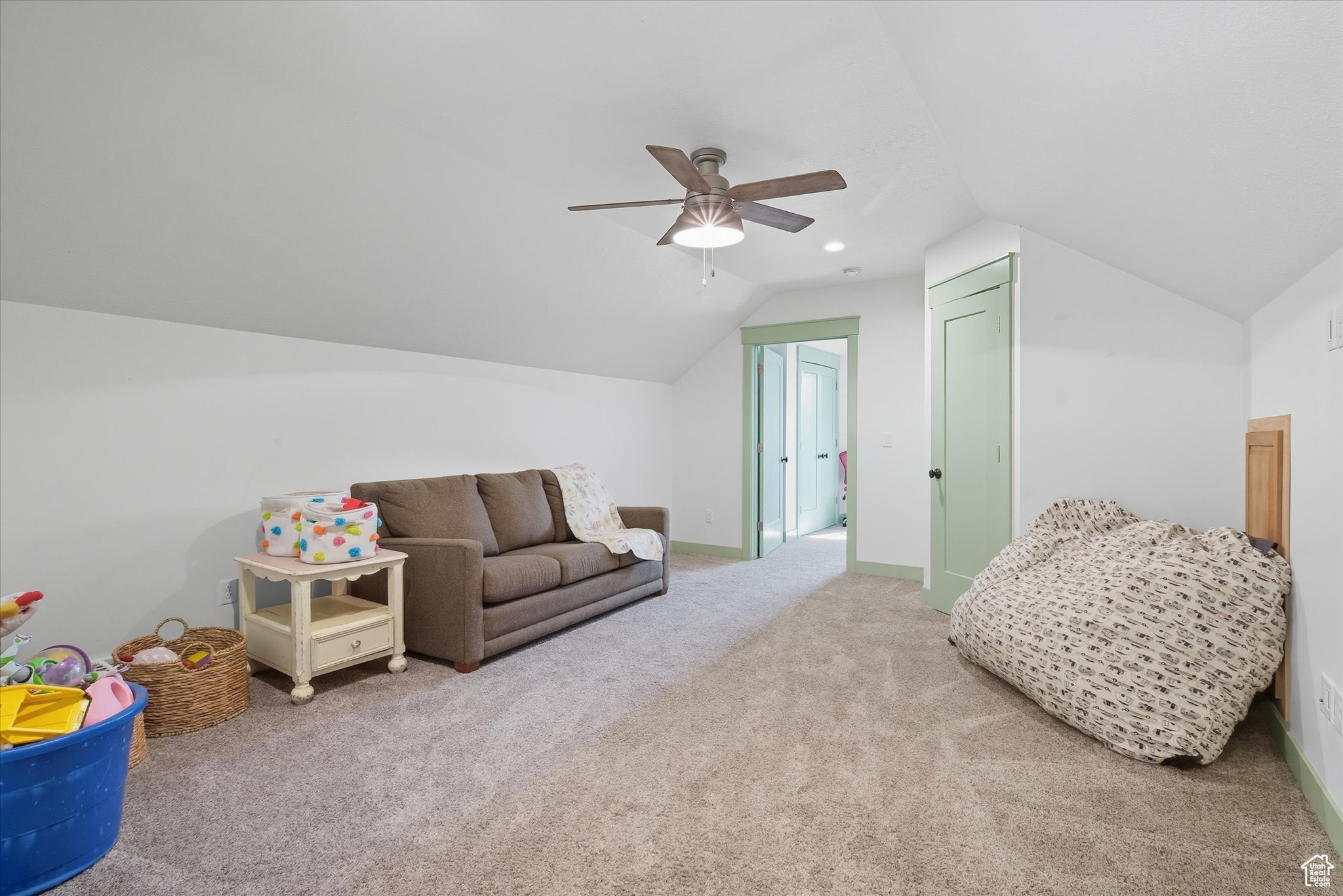 HYDE PARK SOUTH - Residential