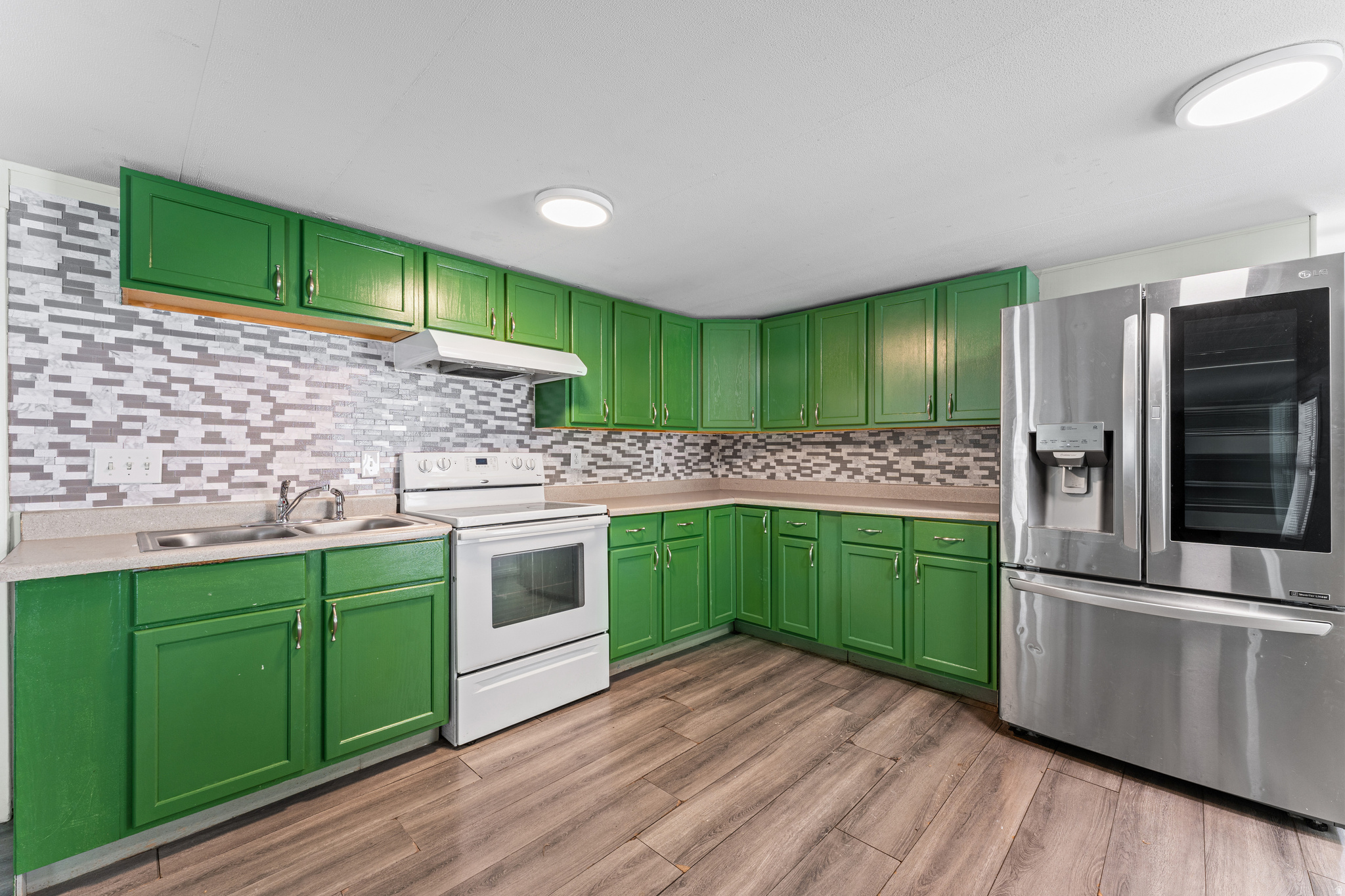 MAJESTIC MEADOWS - Residential