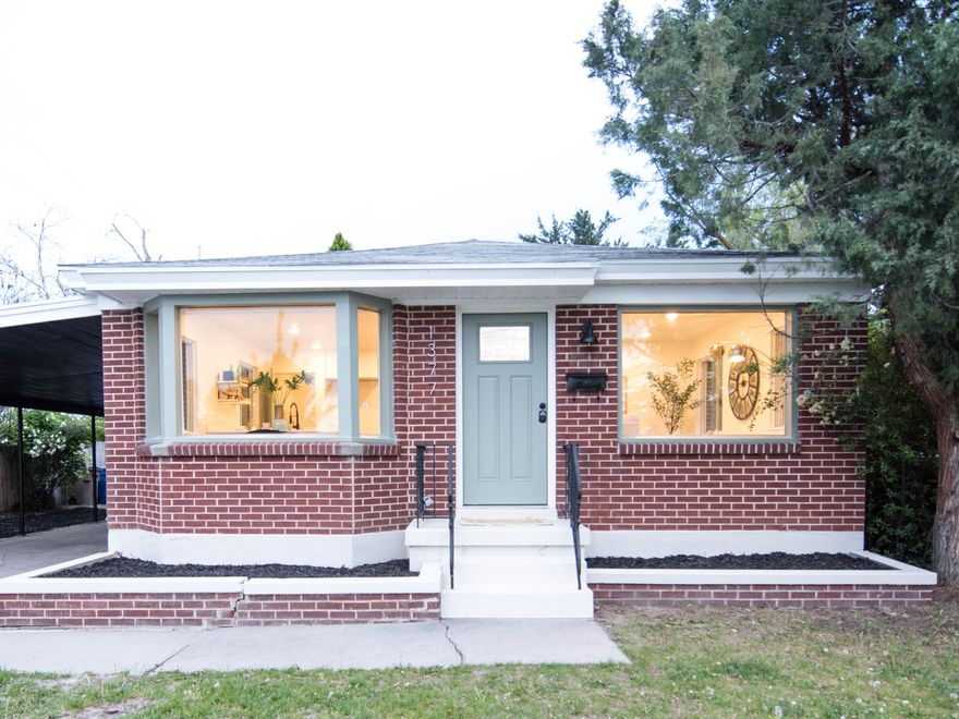 This beautiful GEM has an amazing location close to downtown, the airport, and less than 40 minutes to multiple ski resorts. Beautiful Riverside park is within walking distance. It has been recently updated with new electrical and plumbing, a remodeled kitchen, brand new appliances, and new carpet and paint, ready for you to move in and enjoy right away! Complete with an ADU that has a separate entrance with updated kitchen, bathroom and separate laundry for multi-generational living or extra income. The basement ADU can also be incoporated into main living space. Square footage figures are provided as a courtesy estimate only and were obtained from county records.  Buyer is advised to obtain an independent measurement.
