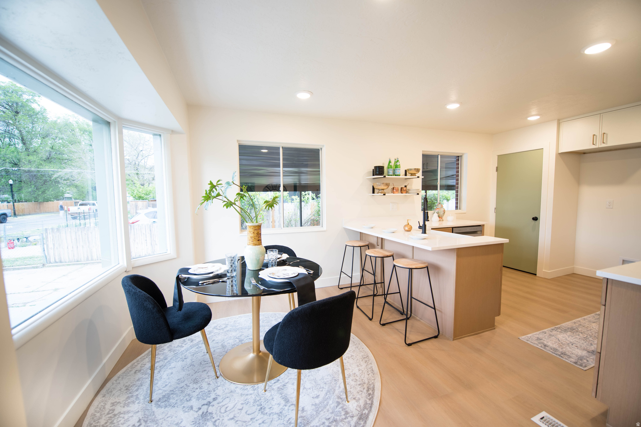 ROBERTS - Residential