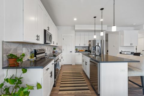 Tiny photo for 4206 E BONNE VISTA DR N, Eagle Mountain, UT 84005 (MLS # 2143138)