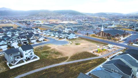 Tiny photo for 4206 E BONNE VISTA DR N, Eagle Mountain, UT 84005 (MLS # 2143138)