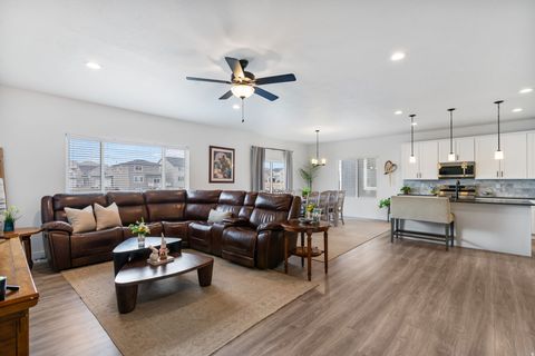 Tiny photo for 4206 E BONNE VISTA DR N, Eagle Mountain, UT 84005 (MLS # 2143138)