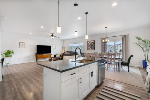 Tiny photo for 4206 E BONNE VISTA DR N, Eagle Mountain, UT 84005 (MLS # 2143138)