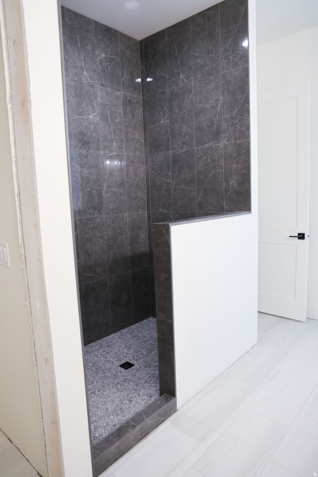 RED LEDGES - Residential