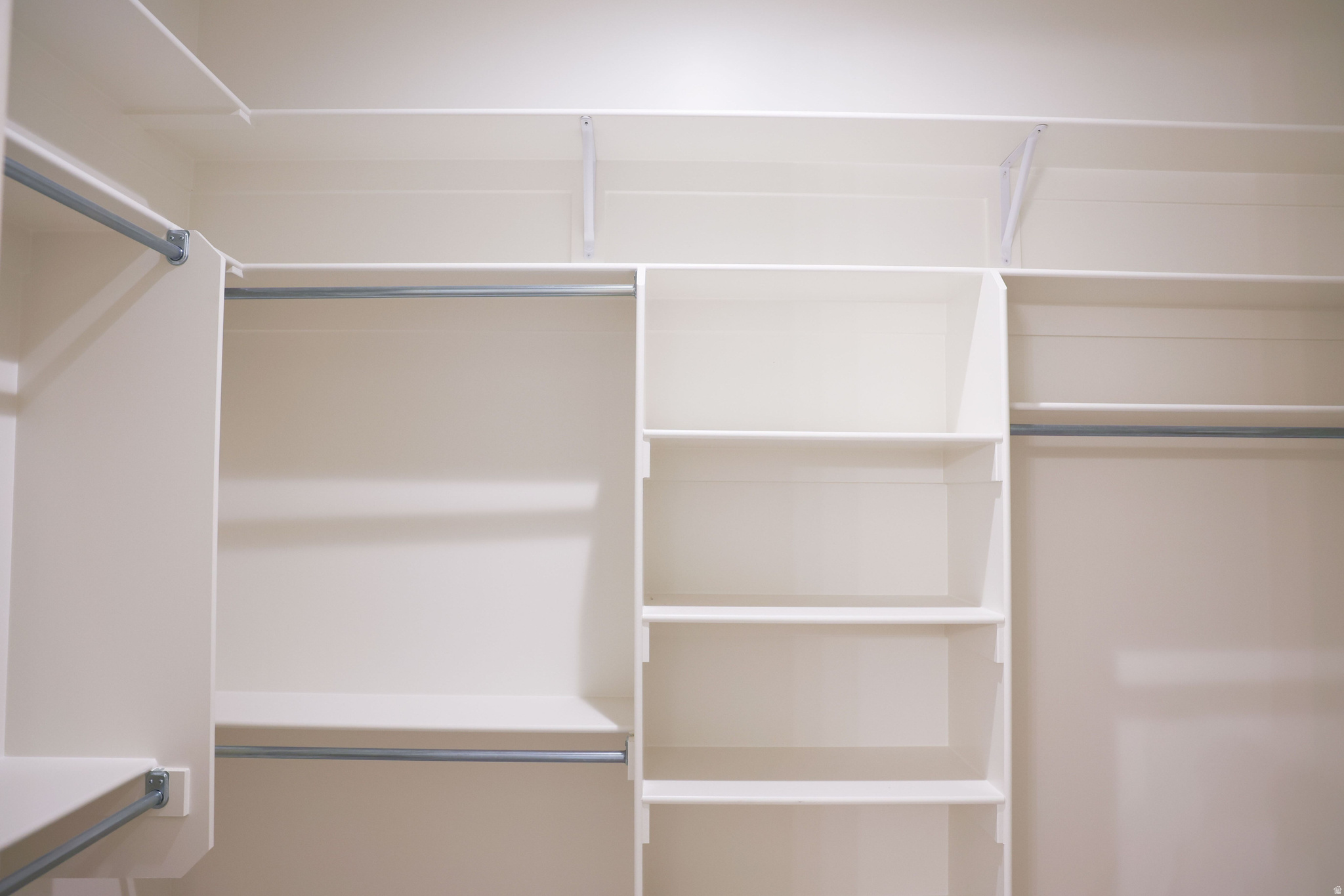 RED LEDGES - Residential