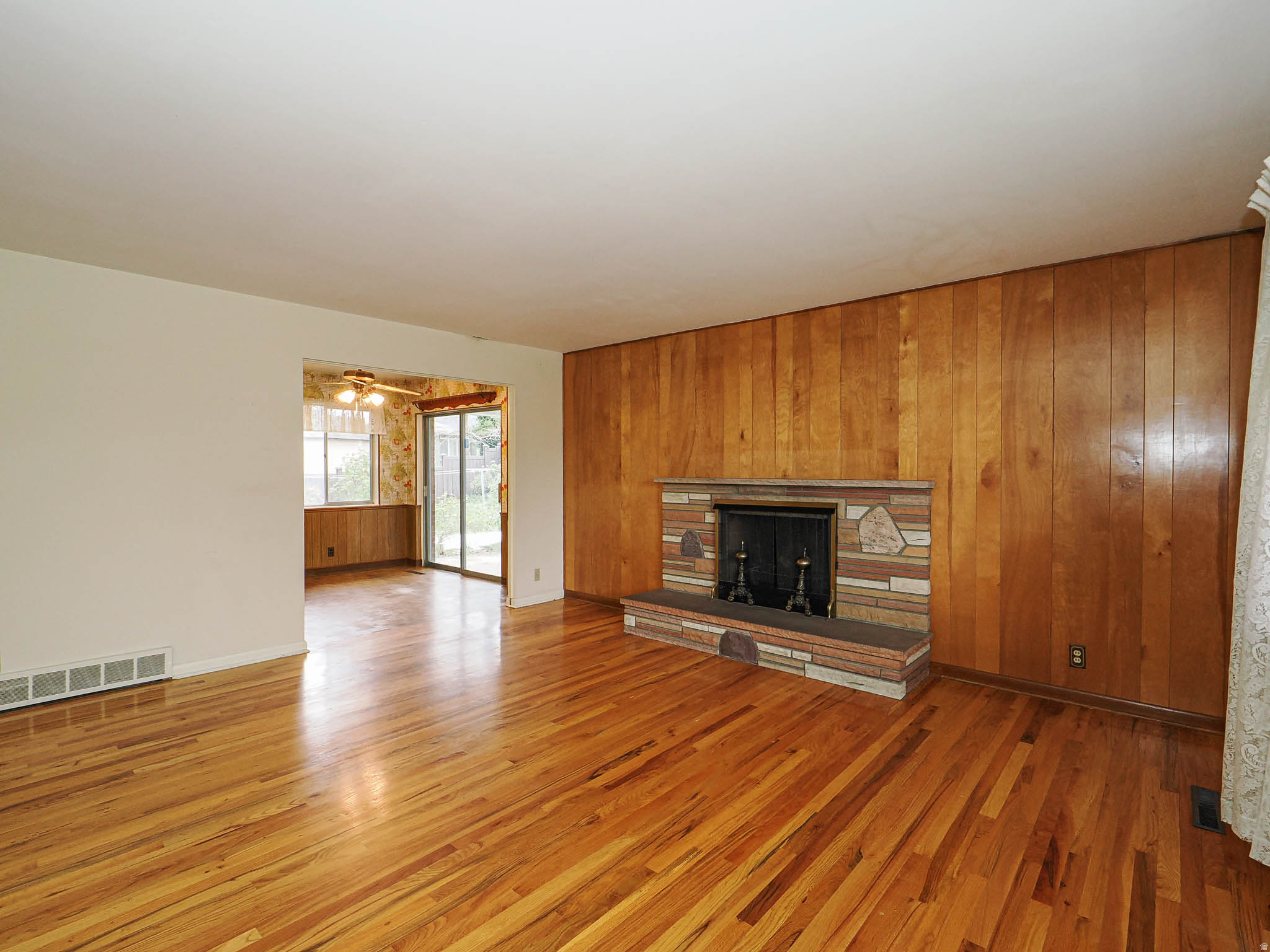 BONNIE BRAE SUB - Residential