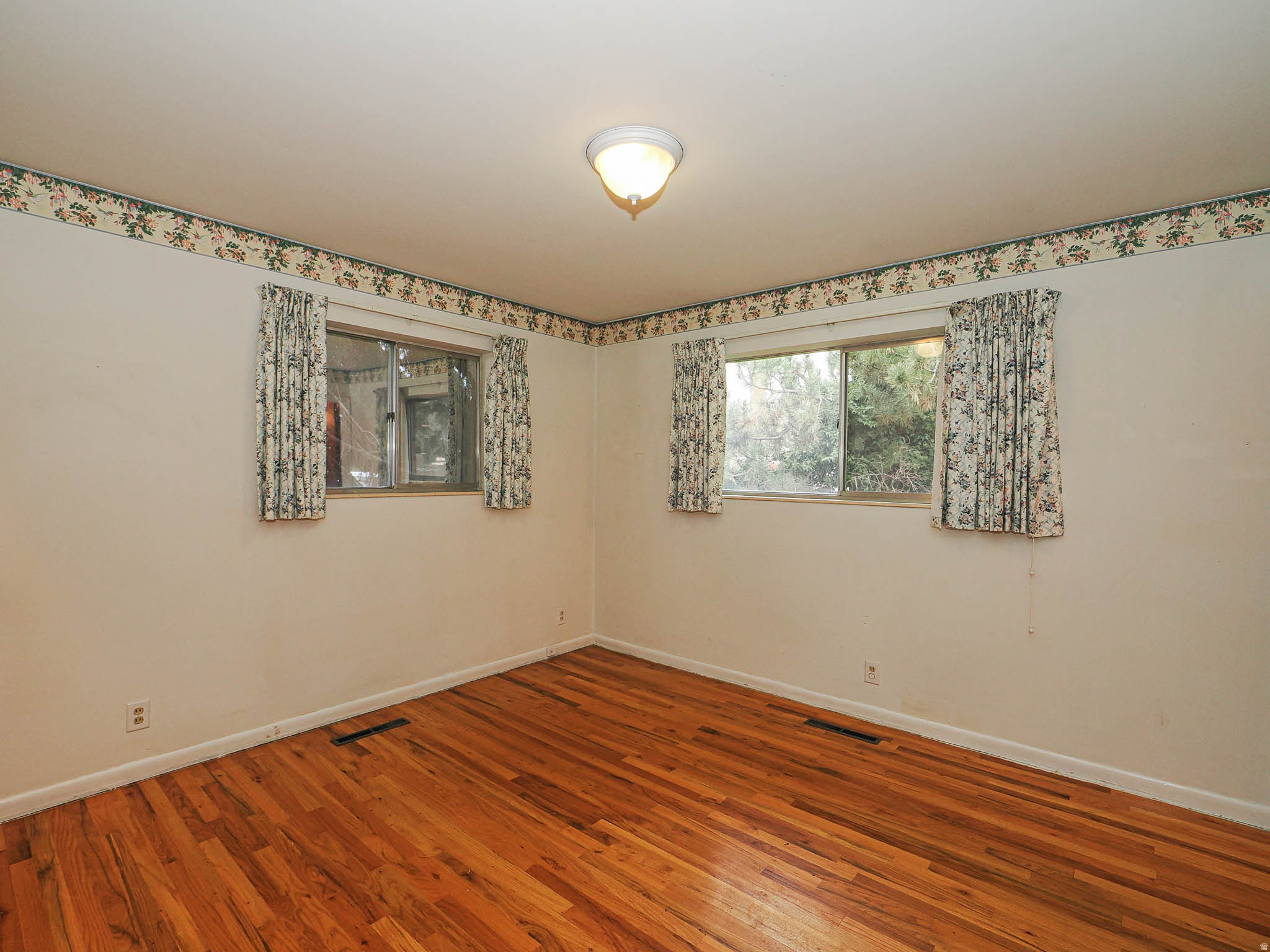 BONNIE BRAE SUB - Residential