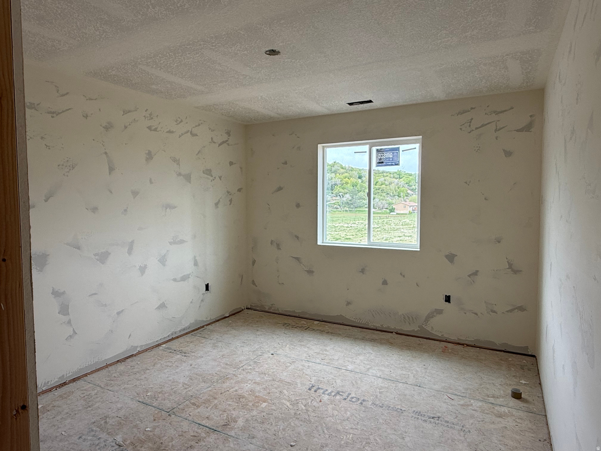 RIVERWOOD - Residential