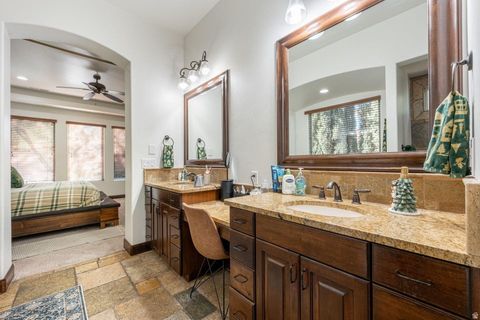 Tiny photo for 2546 E 1240 CIR S, Saint George, UT 84790 (MLS # 2126956)