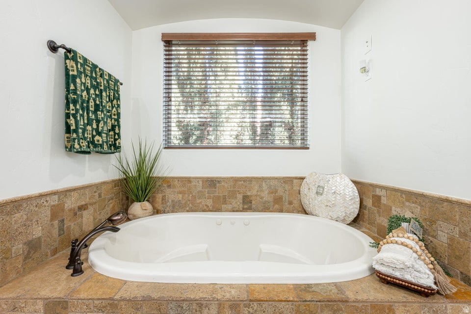 RIVER HOLLOW PH 3 - Residential