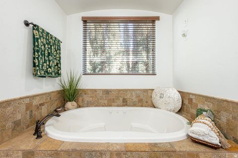 Tiny photo for 2546 E 1240 CIR S, Saint George, UT 84790 (MLS # 2126956)