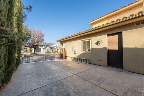 Tiny photo for 2546 E 1240 CIR S, Saint George, UT 84790 (MLS # 2126956)