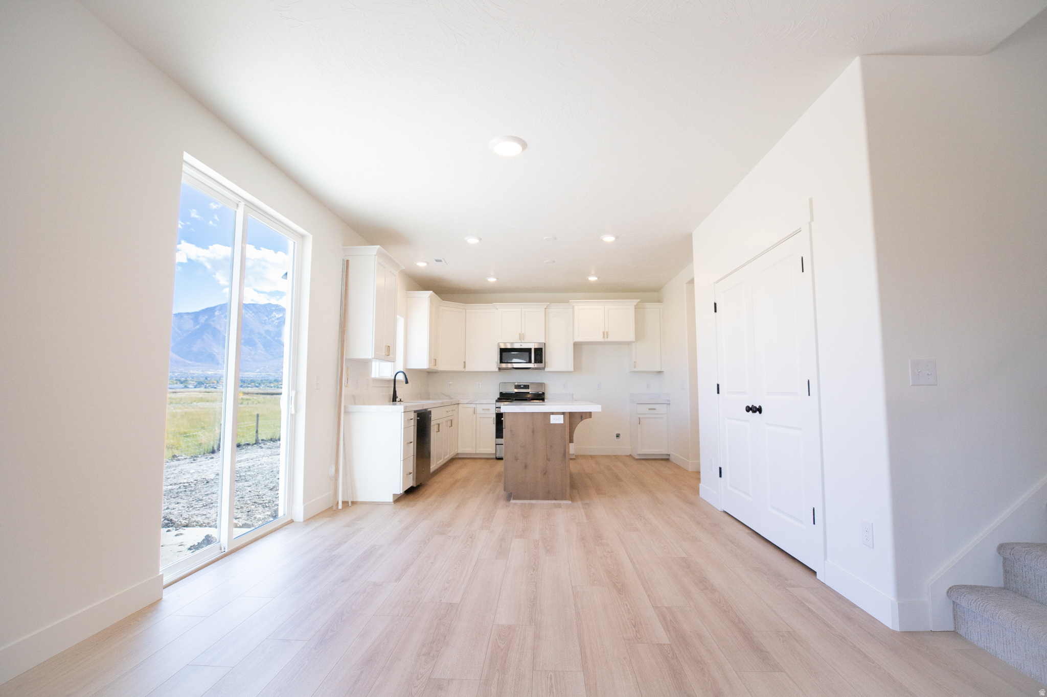 ARROWHEAD SPRINGS - Residential