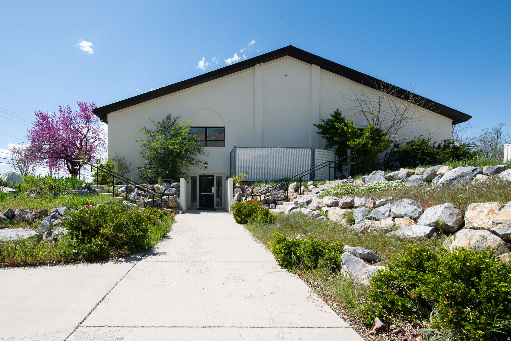 STONE GATE CENTER FOR THE ARTS - Commercial Sale