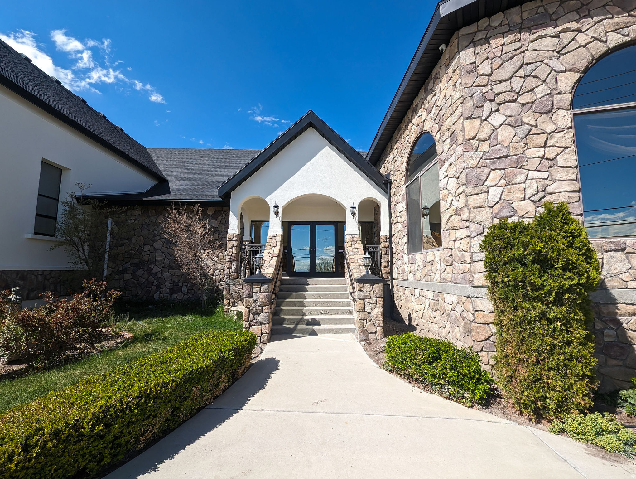 STONE GATE CENTER FOR THE ARTS - Commercial Sale