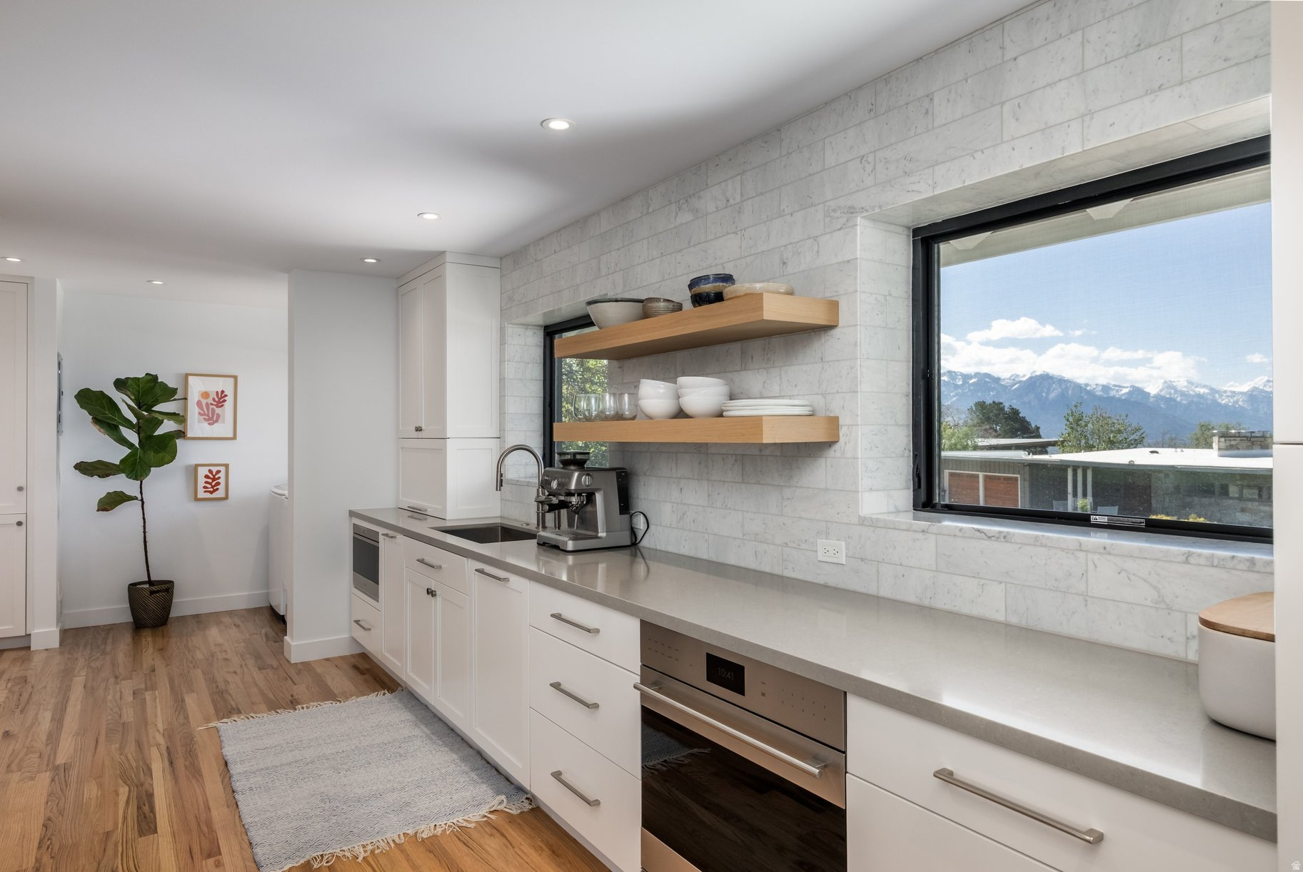 AVENUES - Residential