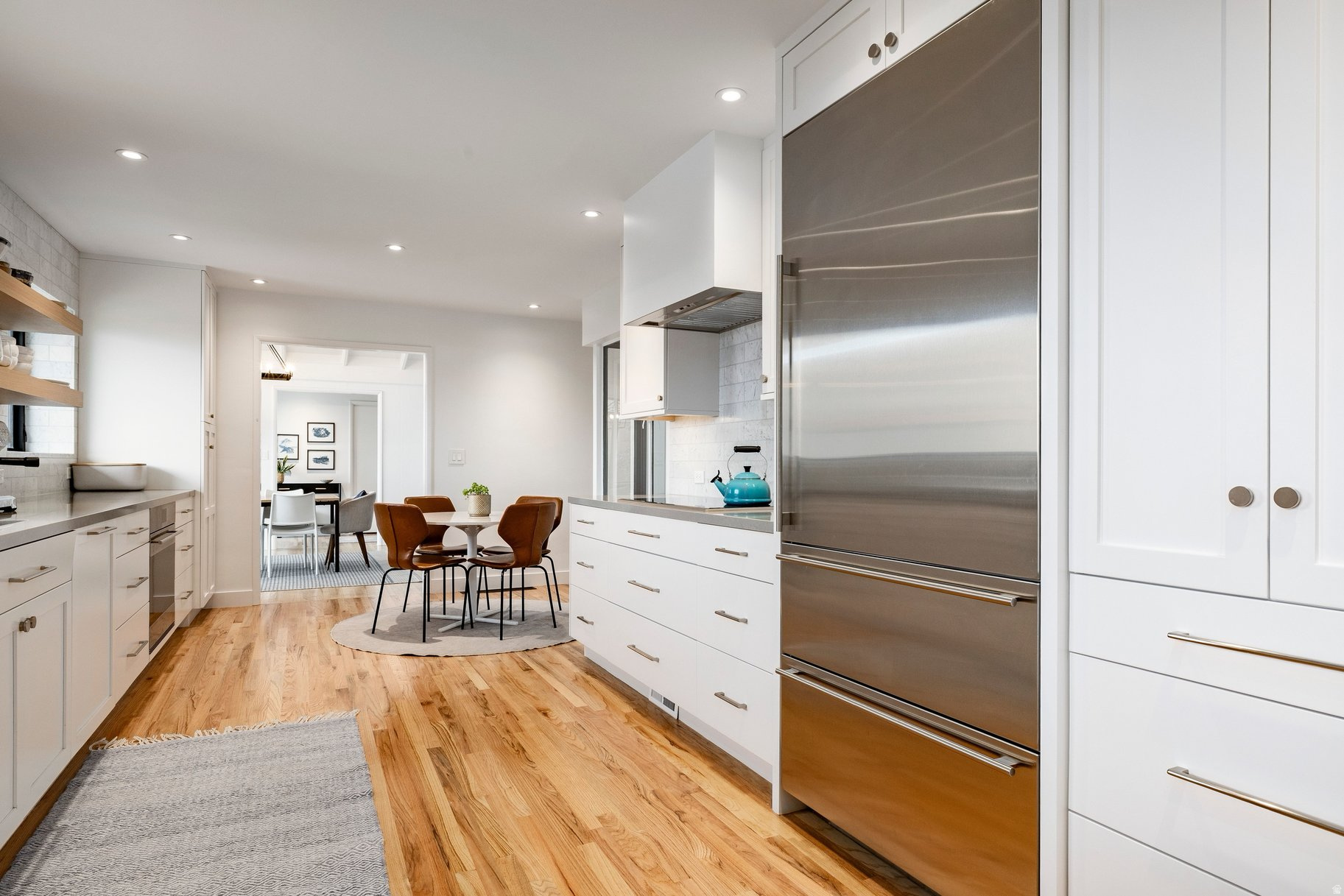 AVENUES - Residential