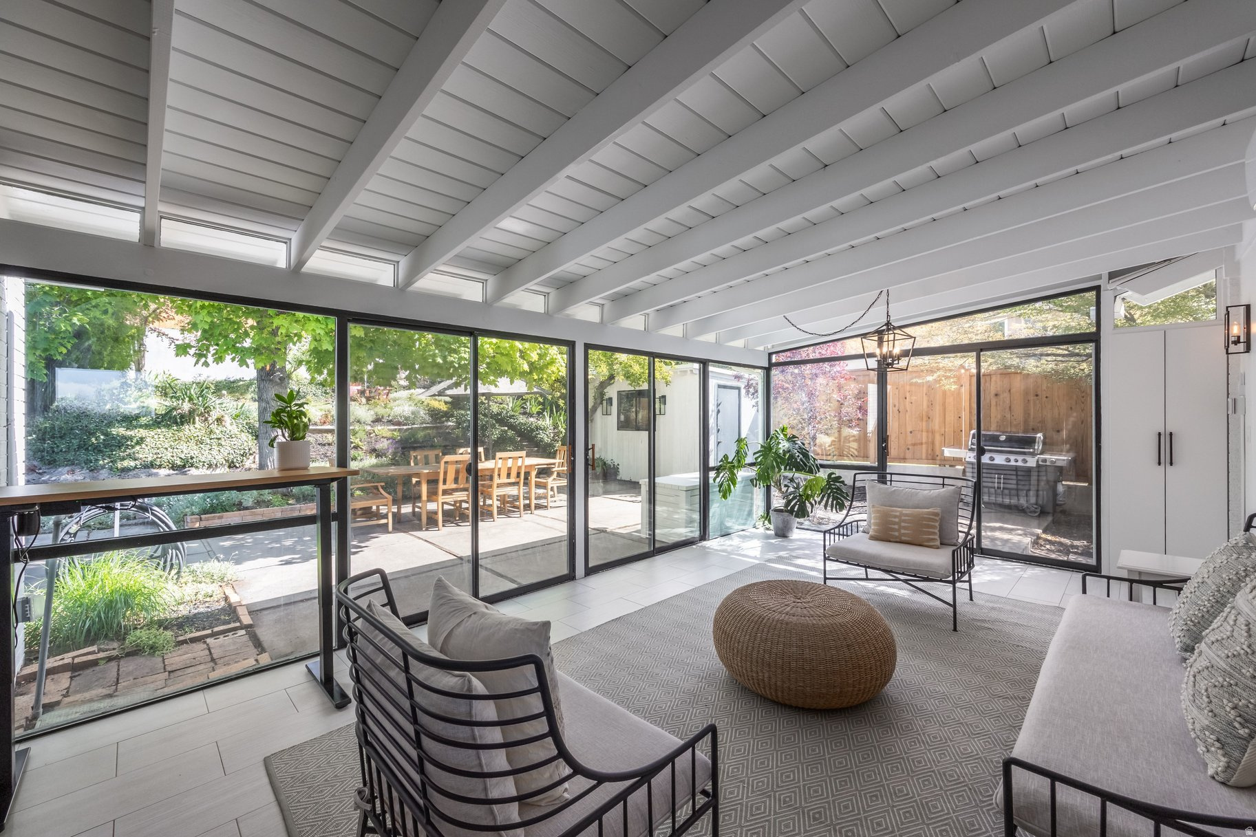 AVENUES - Residential