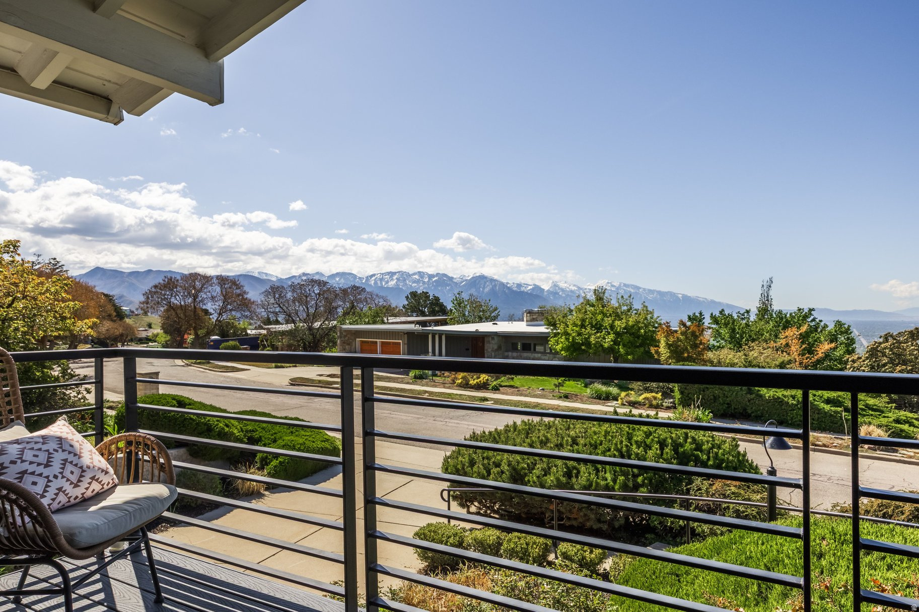 AVENUES - Residential