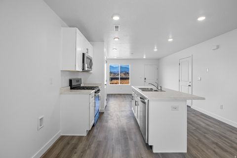Tiny photo for 1891 S QUEENS GARDEN DR #4255, Washington, UT 84780 (MLS # 2127634)
