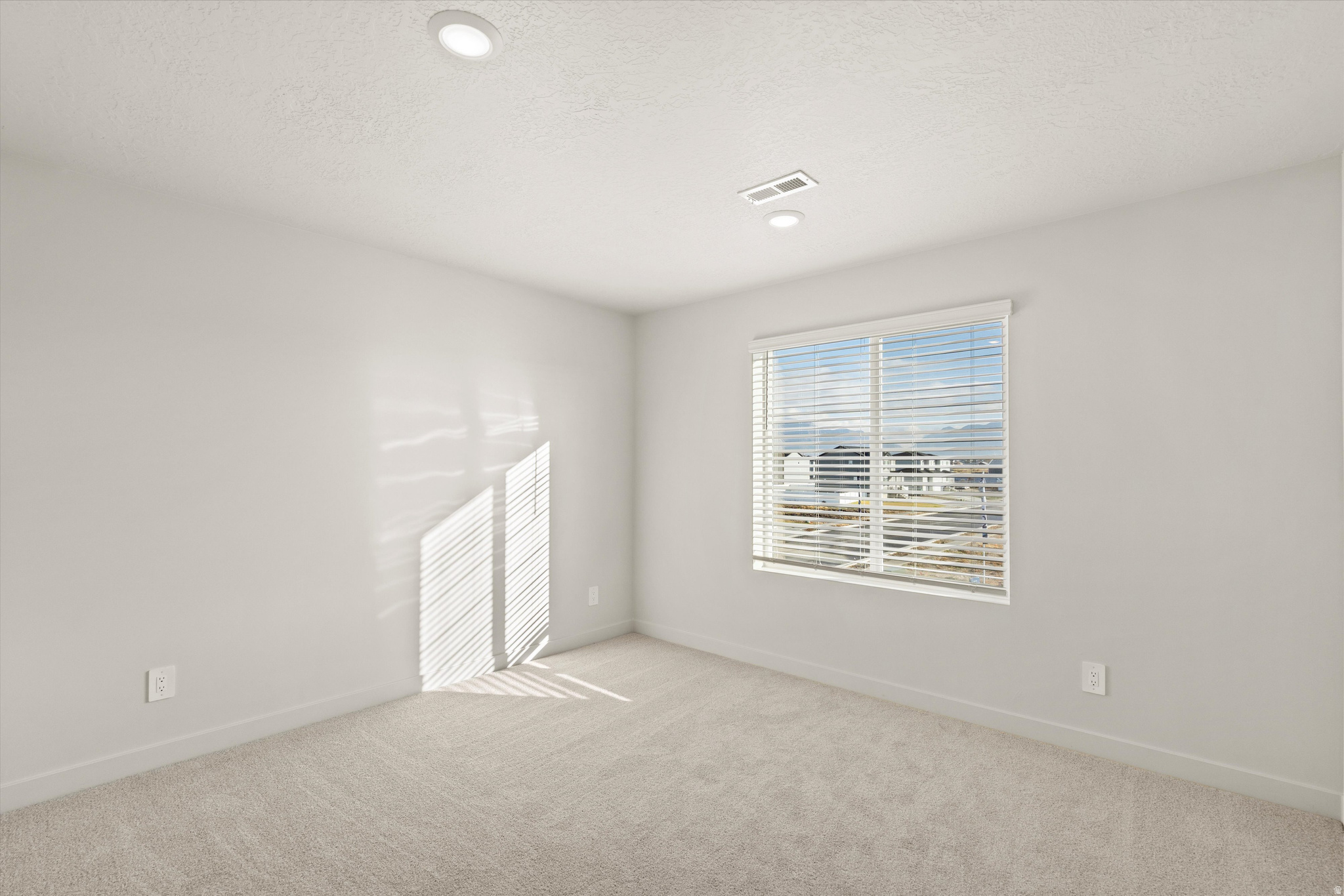 STRATTON ACRES - Residential