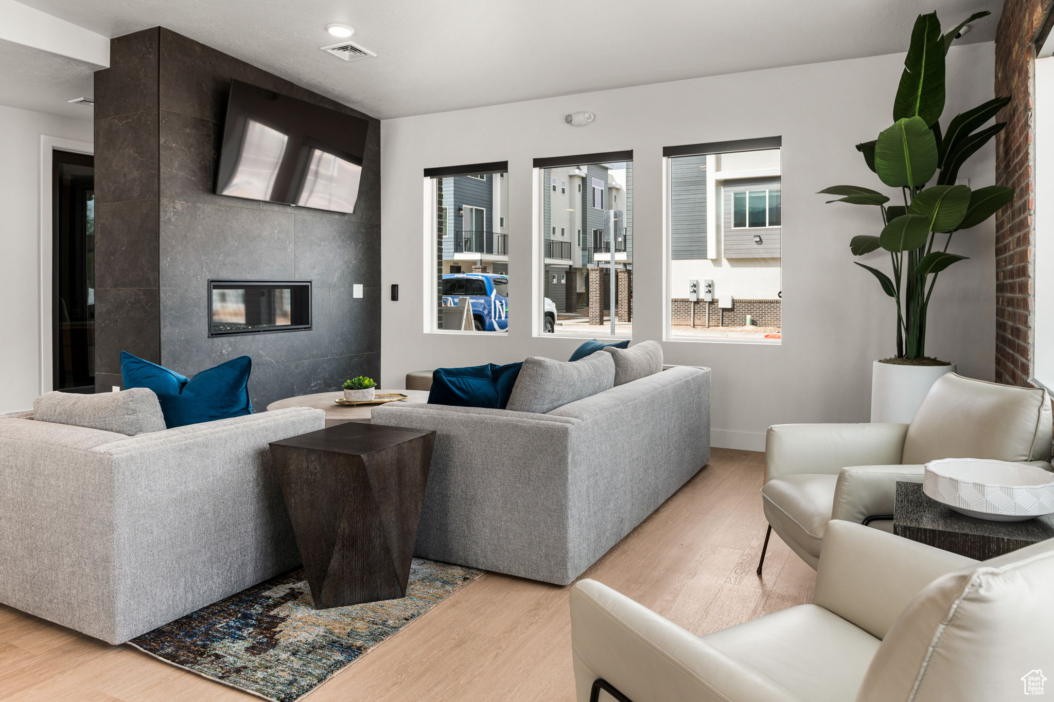 WEST GARDEN - Residential