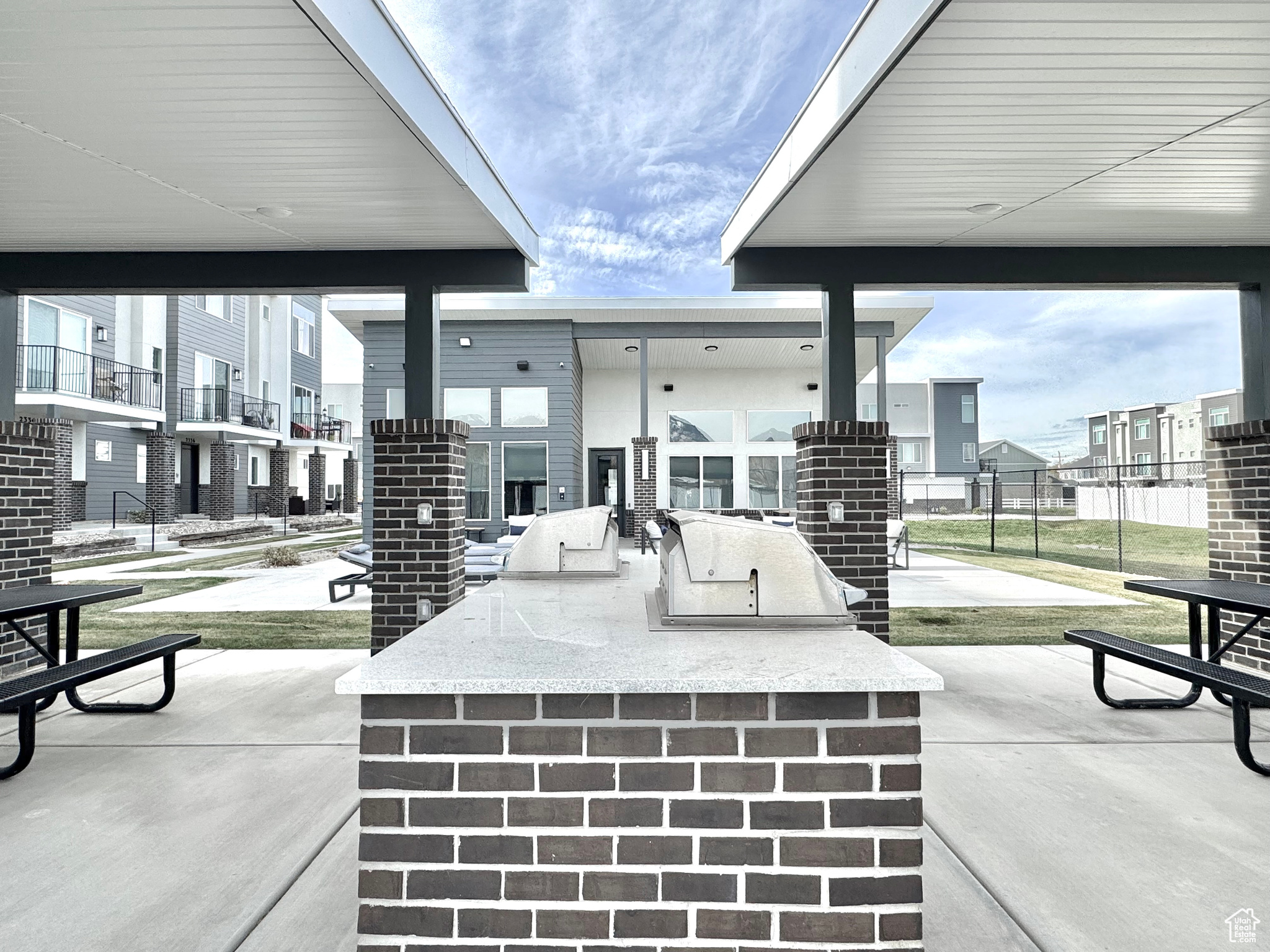 WEST GARDEN - Residential