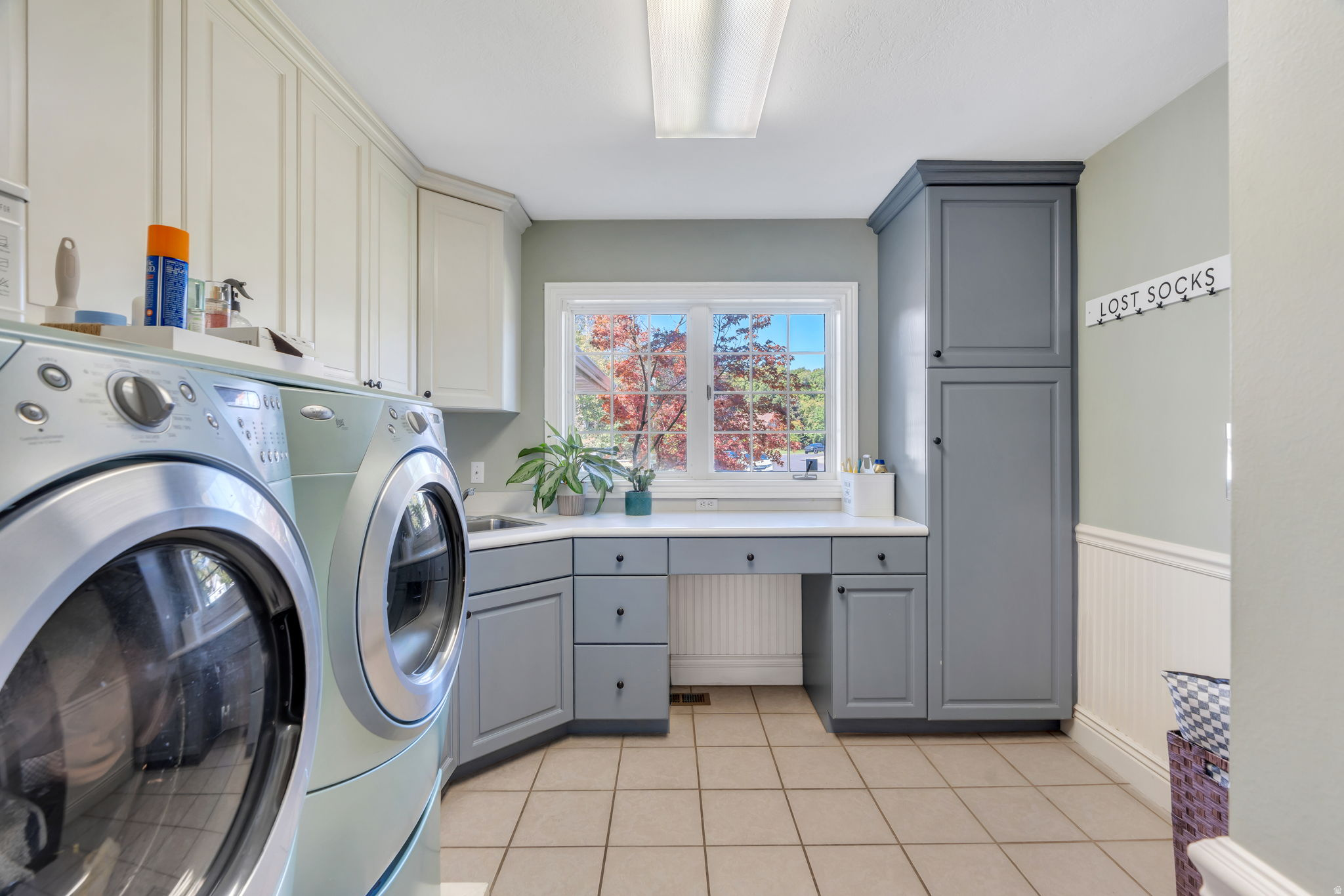 RIVER BREEZE HAVEN - Residential