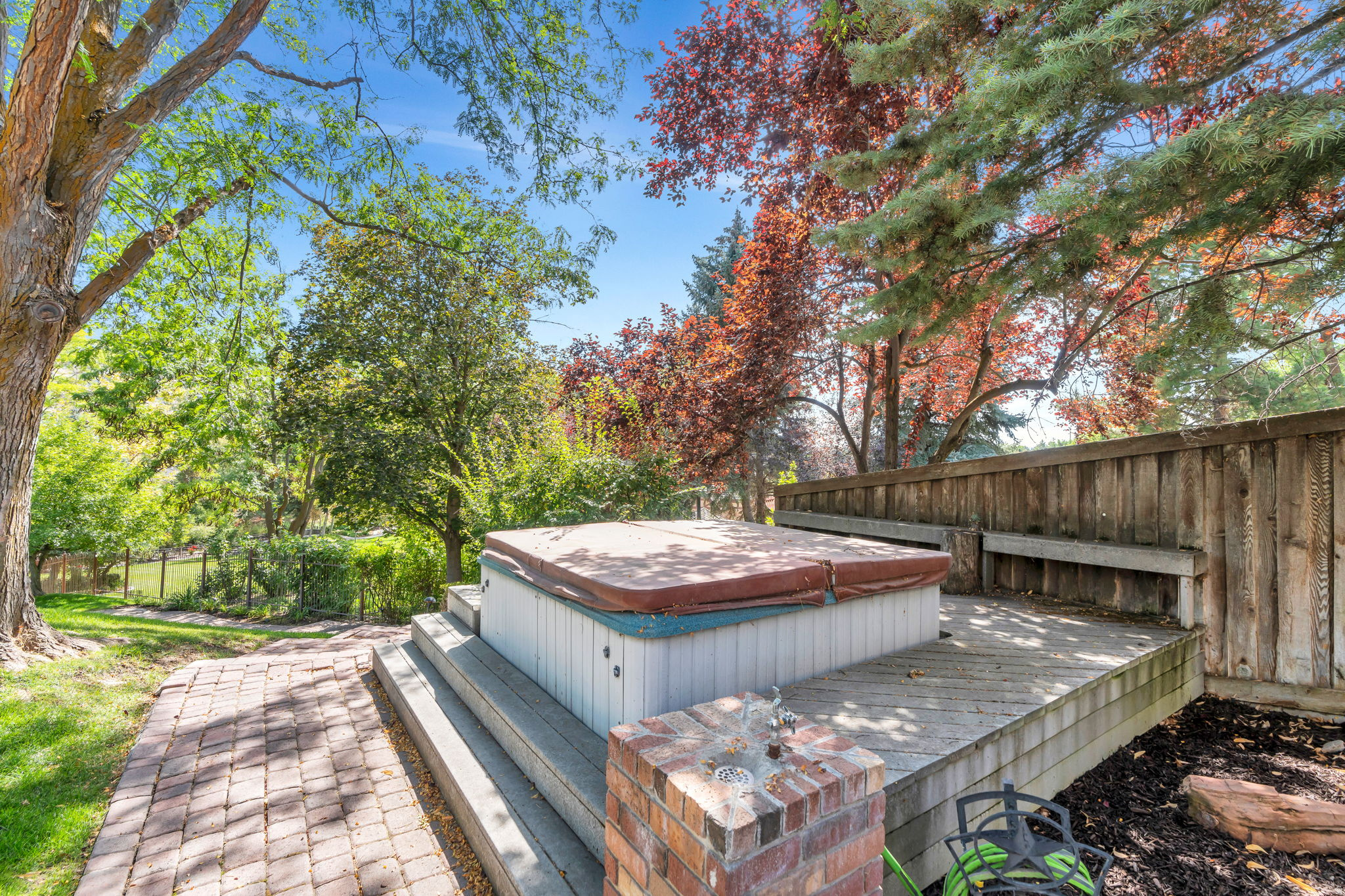 RIVER BREEZE HAVEN - Residential