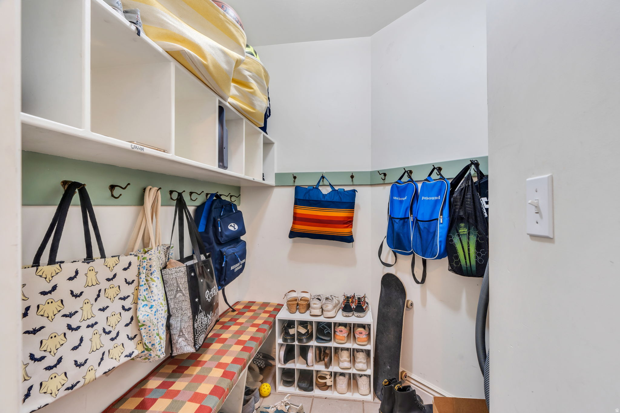 RIVER BREEZE HAVEN - Residential