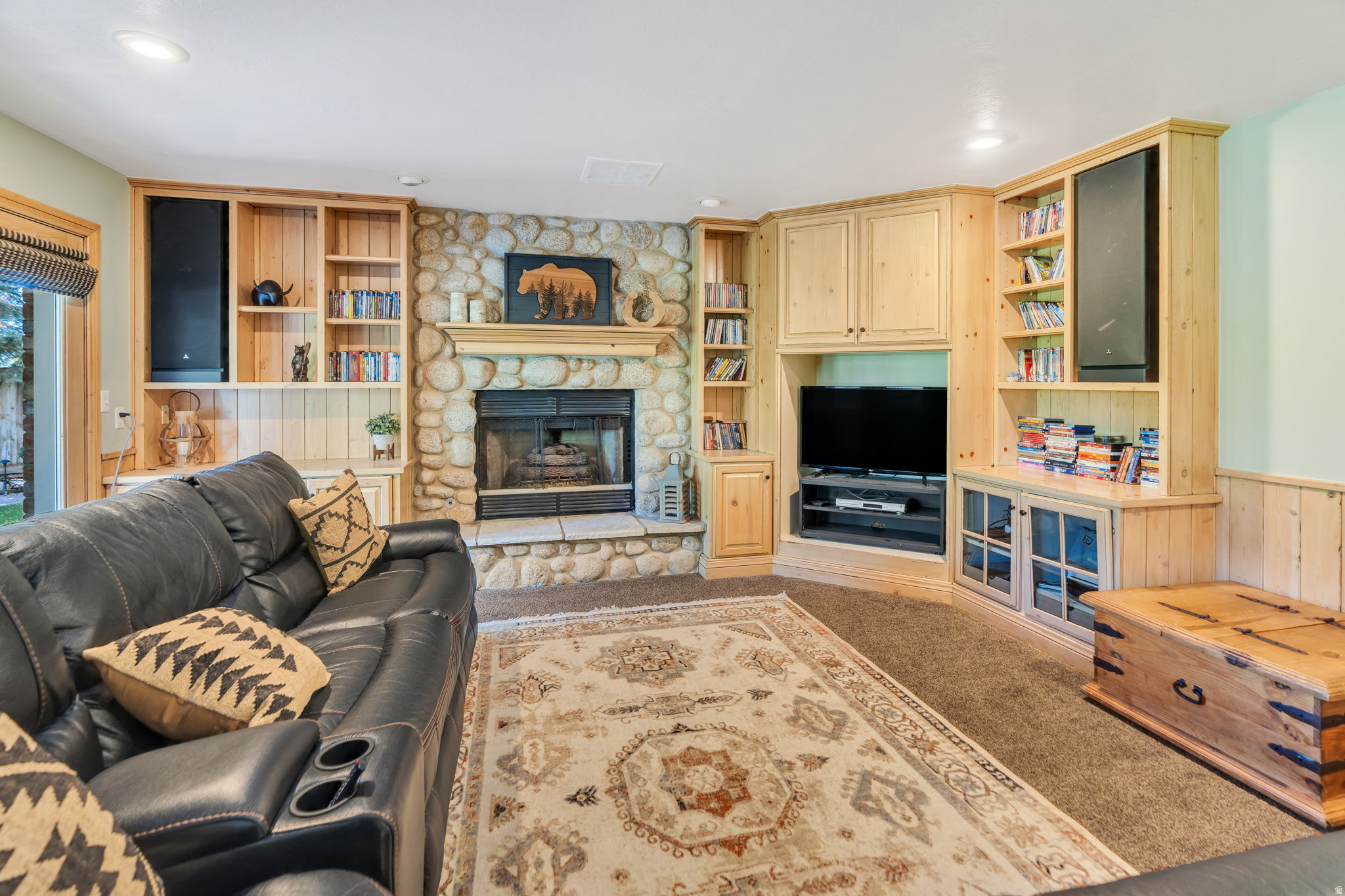 RIVER BREEZE HAVEN - Residential