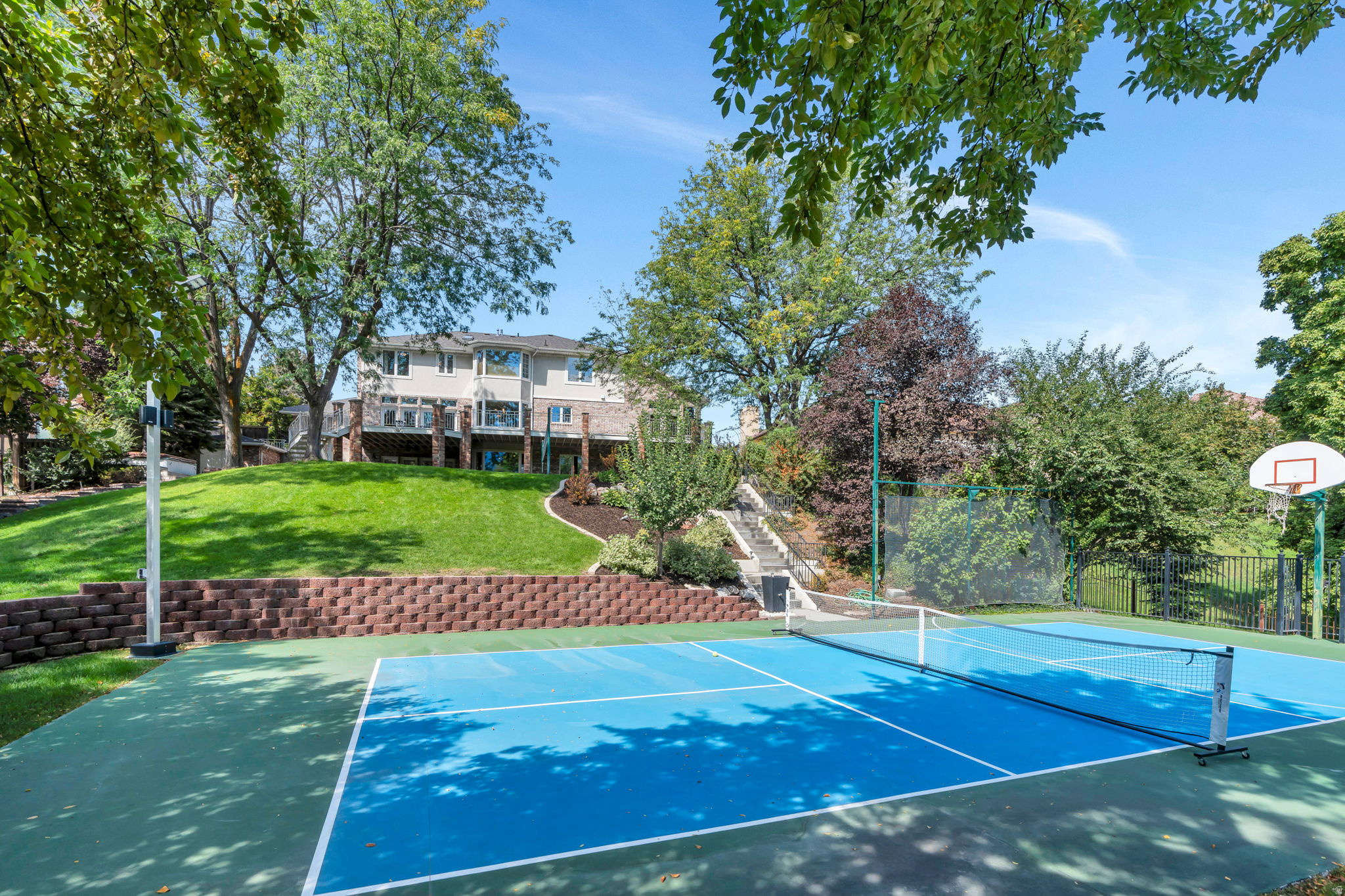 RIVER BREEZE HAVEN - Residential