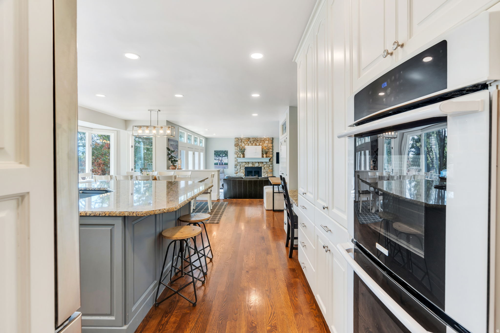 RIVER BREEZE HAVEN - Residential